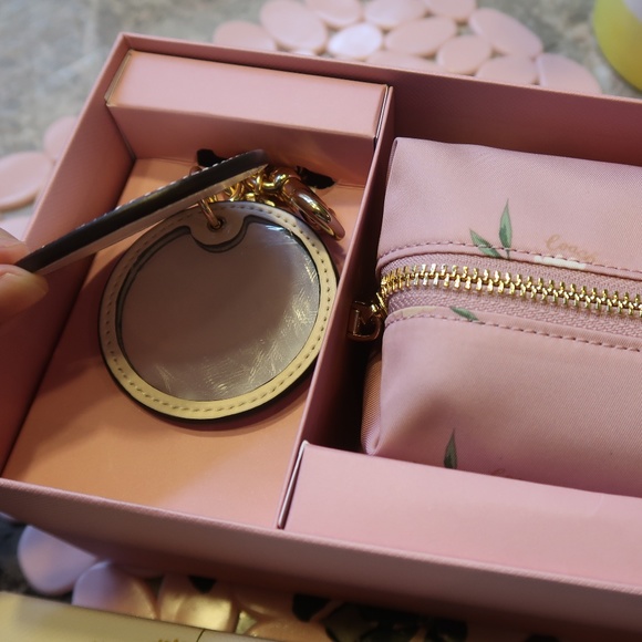 Coach F73078 TS Cosmetic pouch floral carnation - Picture 7 of 8